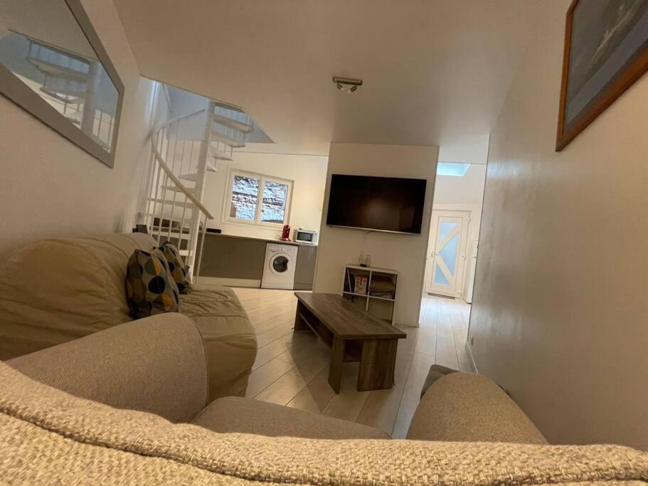 Duplex Situe Dans Le Centre De St Valery En Caux Apartment Saint-Valery-en-Caux Exterior photo